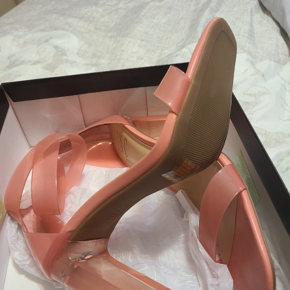 Shoes - Picture 10 of 16